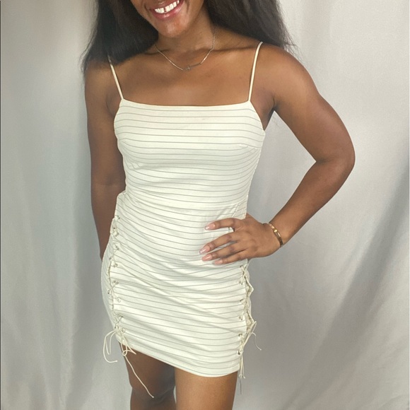 Stripes dress 💕 - Picture 3 of 6